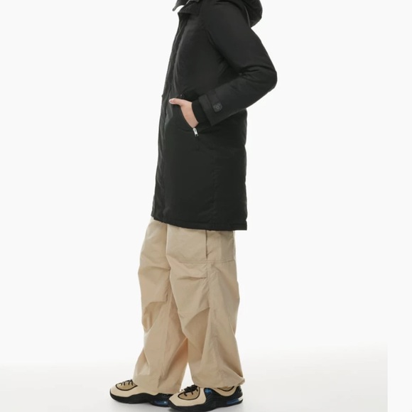 Aritzia Summit Parka - Picture 3 of 5